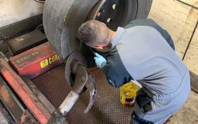 Pneumatici Camion: normativa e regole per la sicurezza del guidatore
